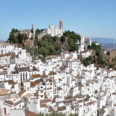 Stylish Couple Retreat In Casares Estepona